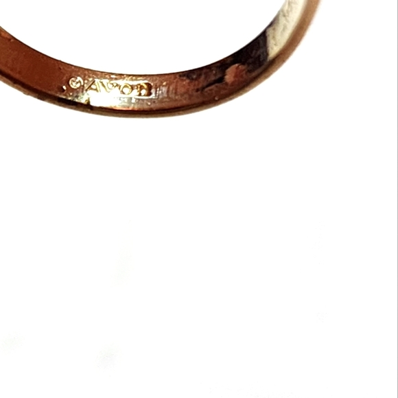 Avon - Goldtone Butterfly Ring size 9 - Picture 3 of 4